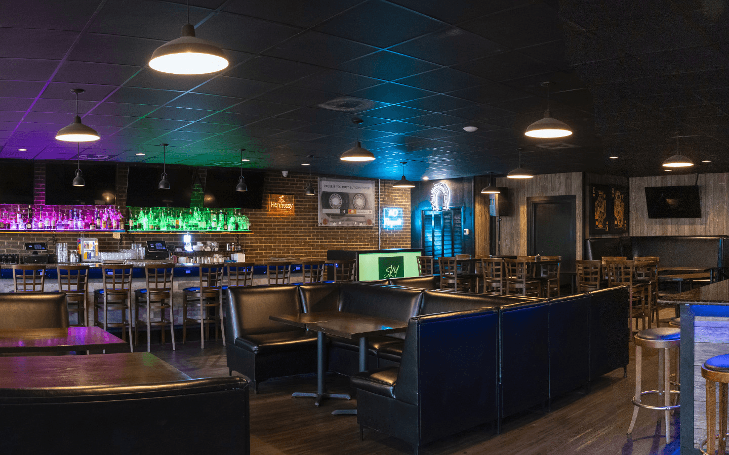 Sky Bistro Lounge Best restaurant in Columbia