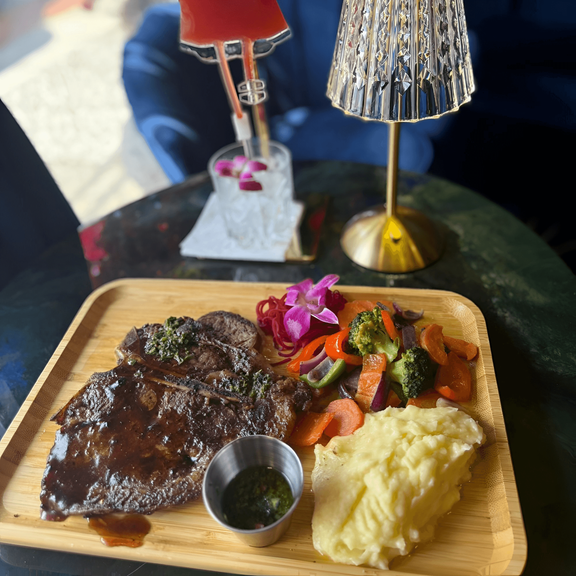 Eden's Legacy Restaurant Bar Lounge gallery image #1