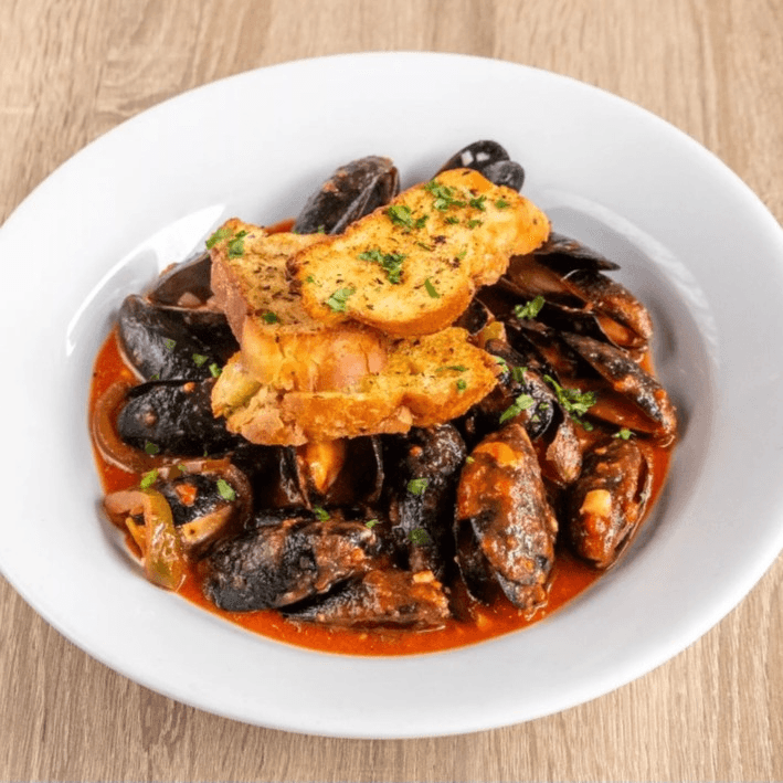 Mussels Fra Diavolo.