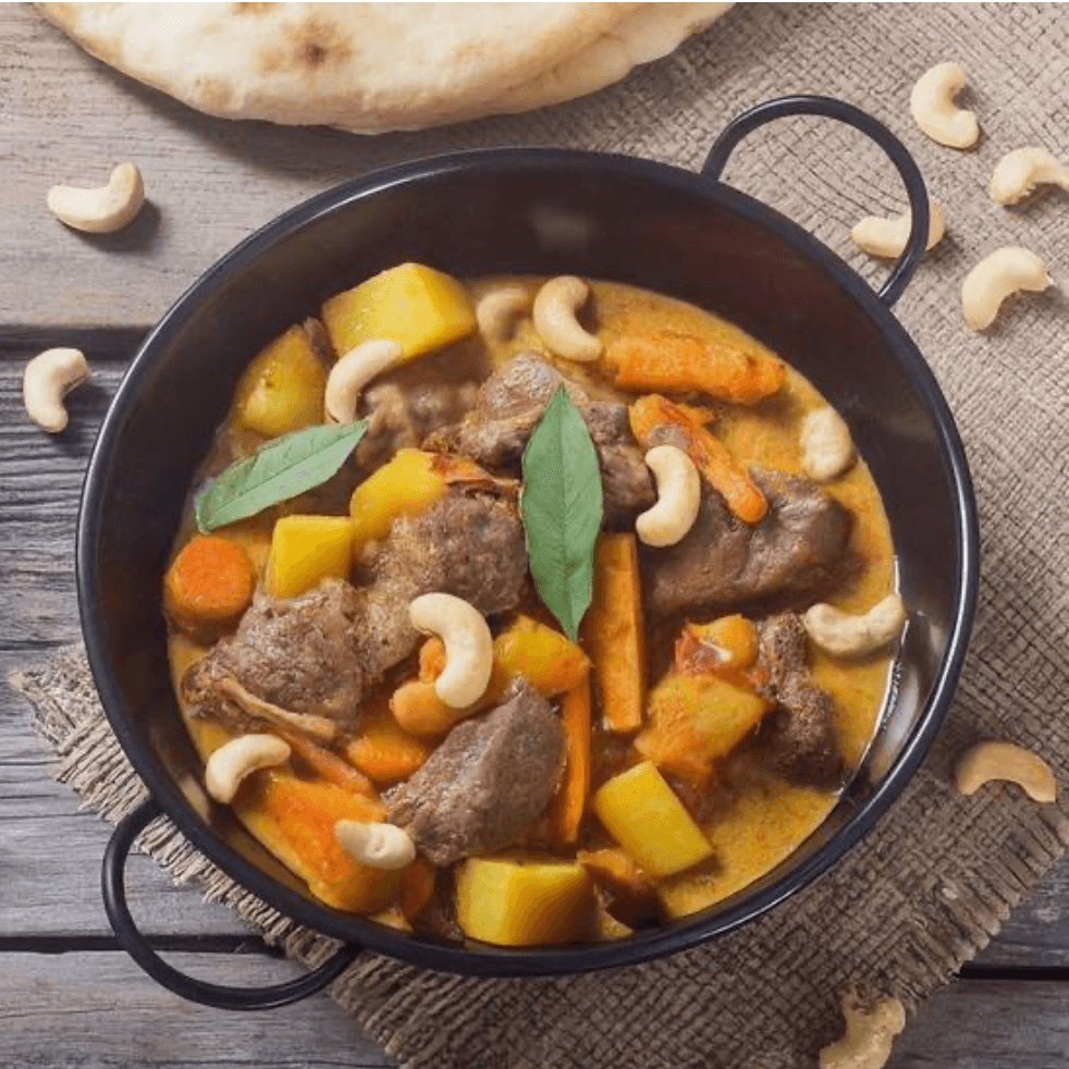 Mas sa mun curry with lamb.