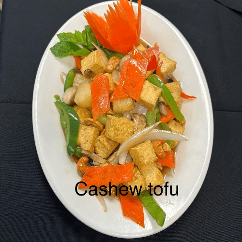 27. Cashew Nuts (Pad Med Ma Maung).