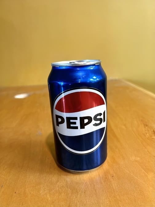 Pepsi, Mountain Dew, Orange Soda, Ginger Ale, Sprite, Diet.