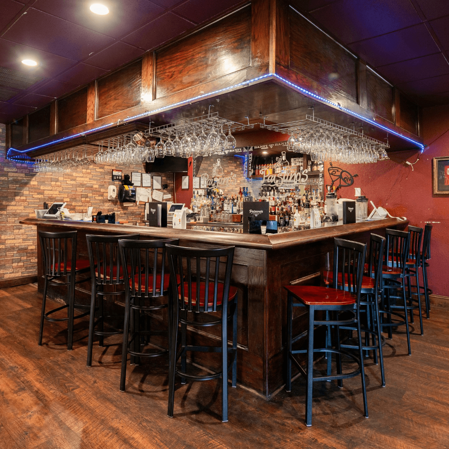 Drinks, Deals & Good Vibes