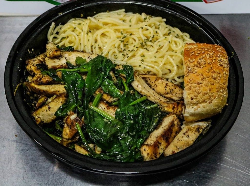 Tony G's Grilled Chicken Lunch (Platter).