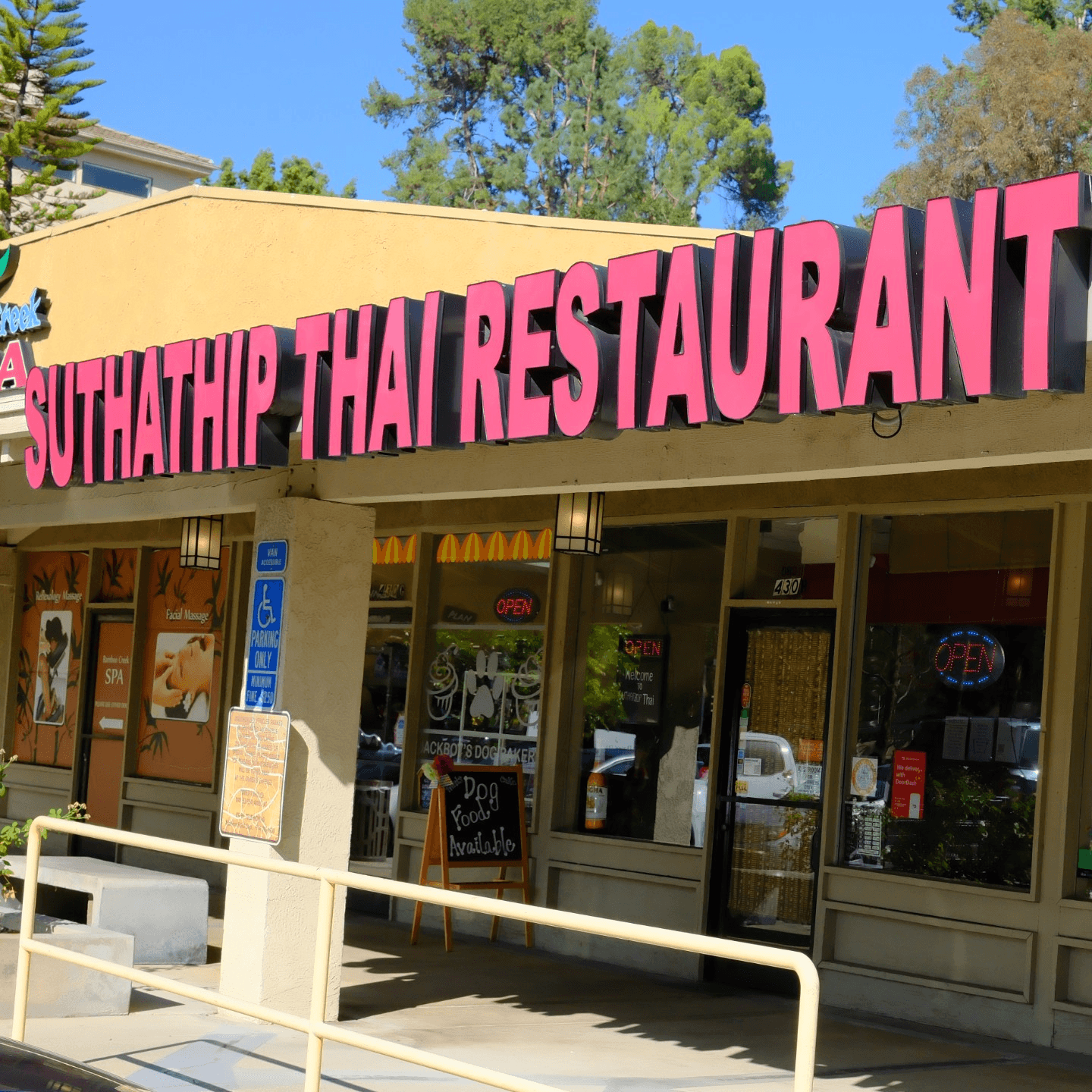 Welcome to Suthathip Thai Restaurant