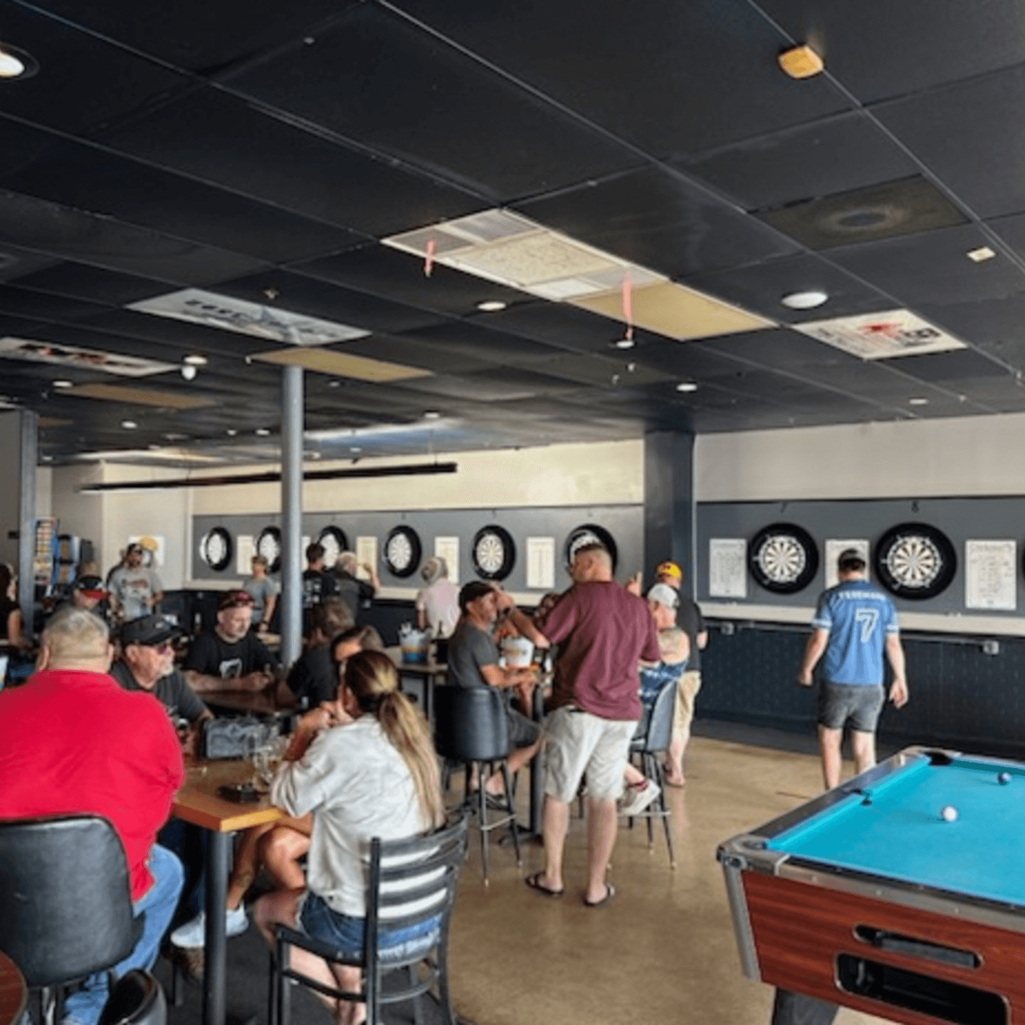 What Makes Five O'clock Sports Bar & Grill Special