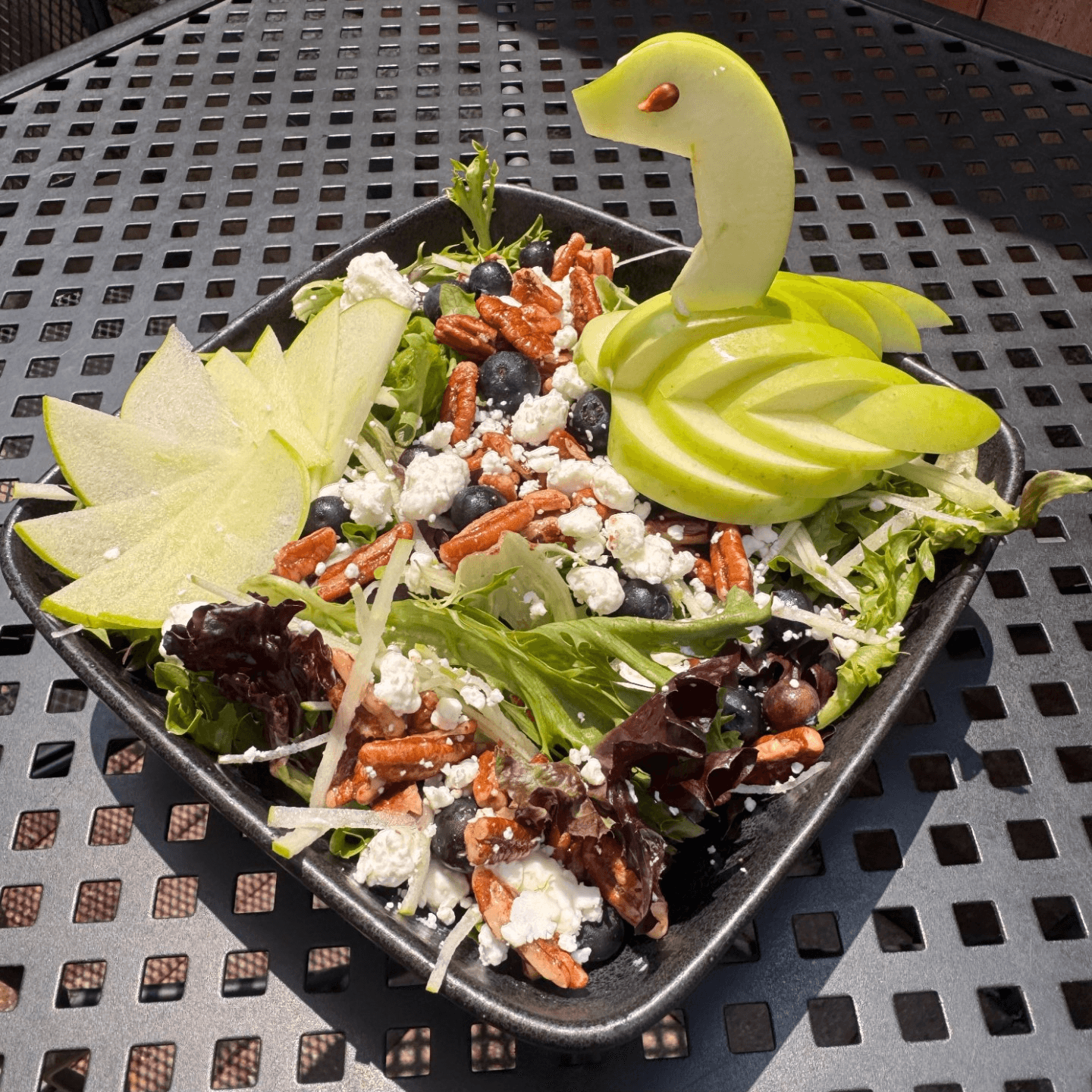 APPLE PECAN SALAD