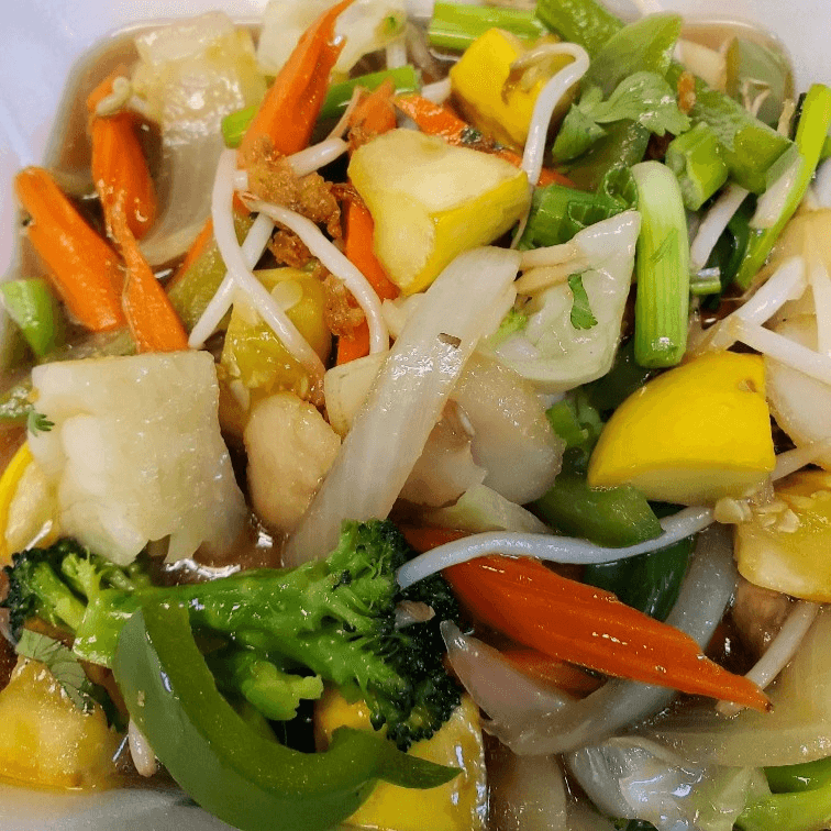 PAD LUAMIT (MIXED VEGETABLES) HALF PAN.