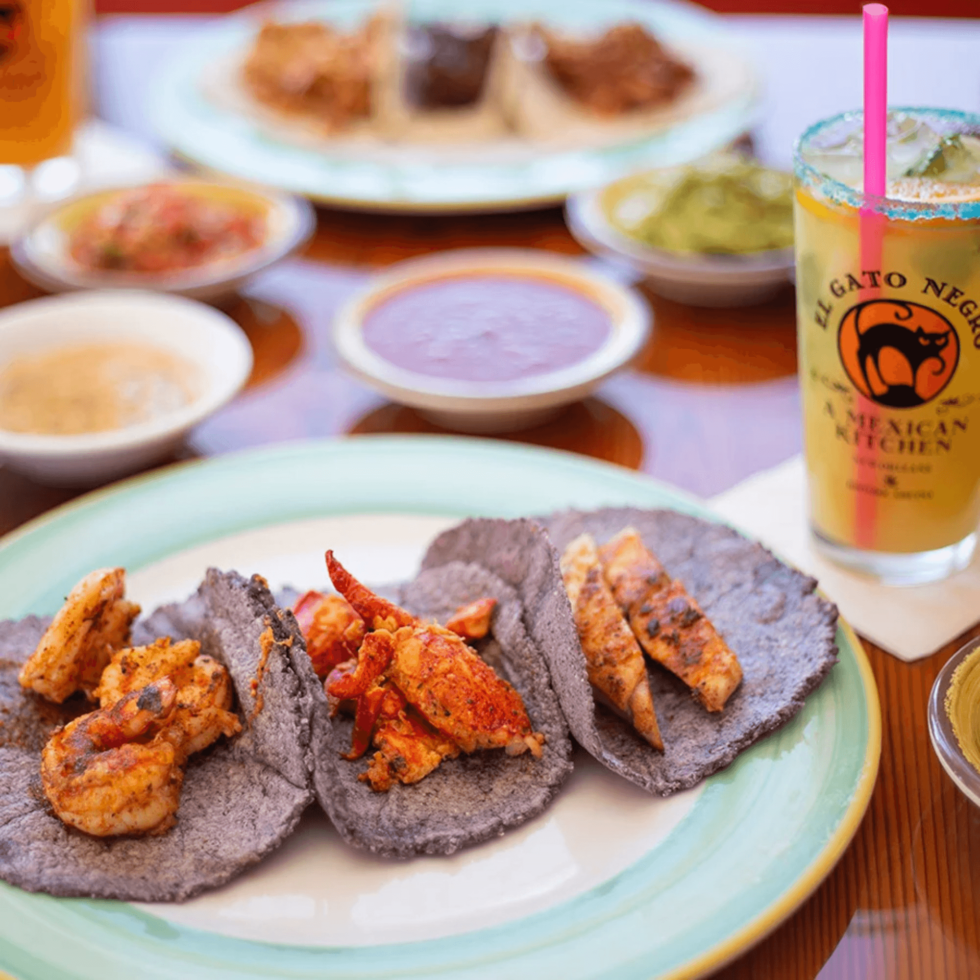 El Gato Negro gallery image #3