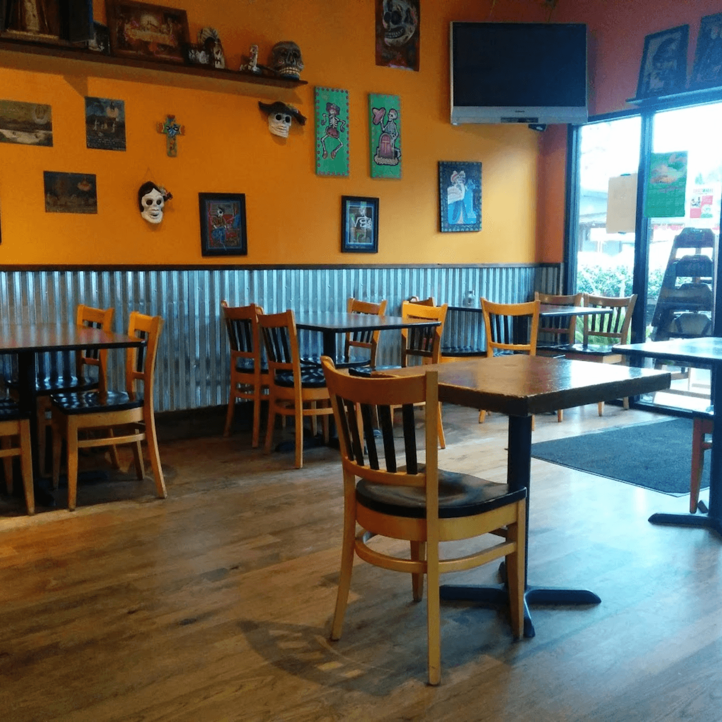 A Relaxed and Flavorful Dine-In Experience! 🍽️