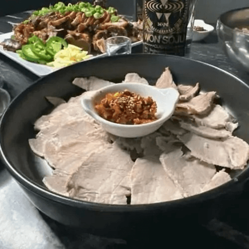 Pyongyang Jeyuk 평양냉제육.