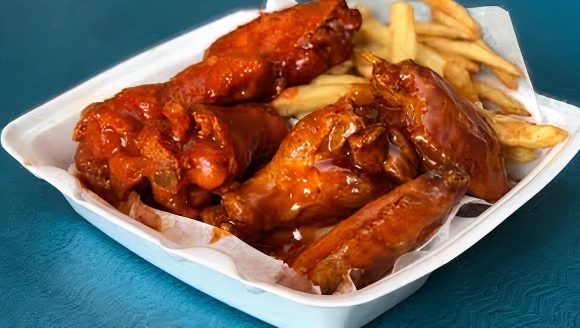 12 1/2 Wings Buffalo/Honey BBQ.