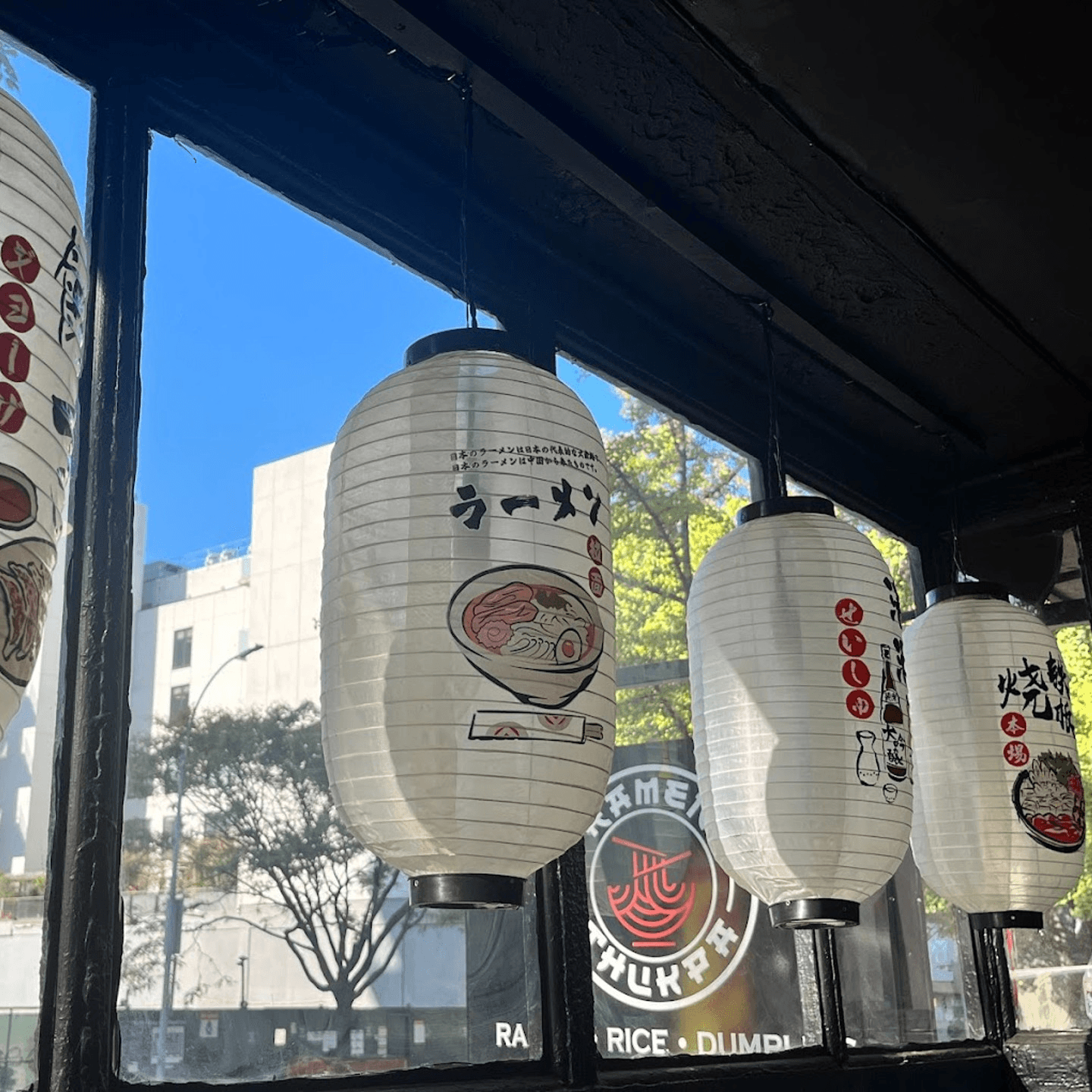Fusion Flavors, Unforgettable Ramen!