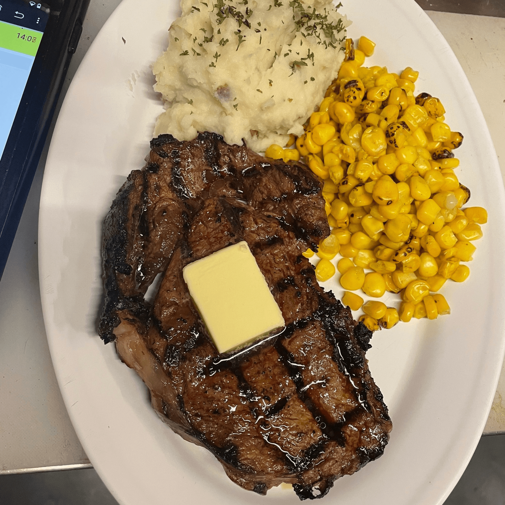 Goofy's Grill gallery image #3