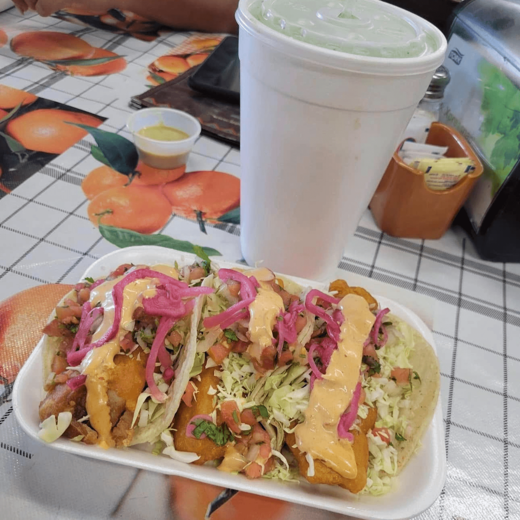 Carnitas & Mariscos Las Morelianas gallery image #1