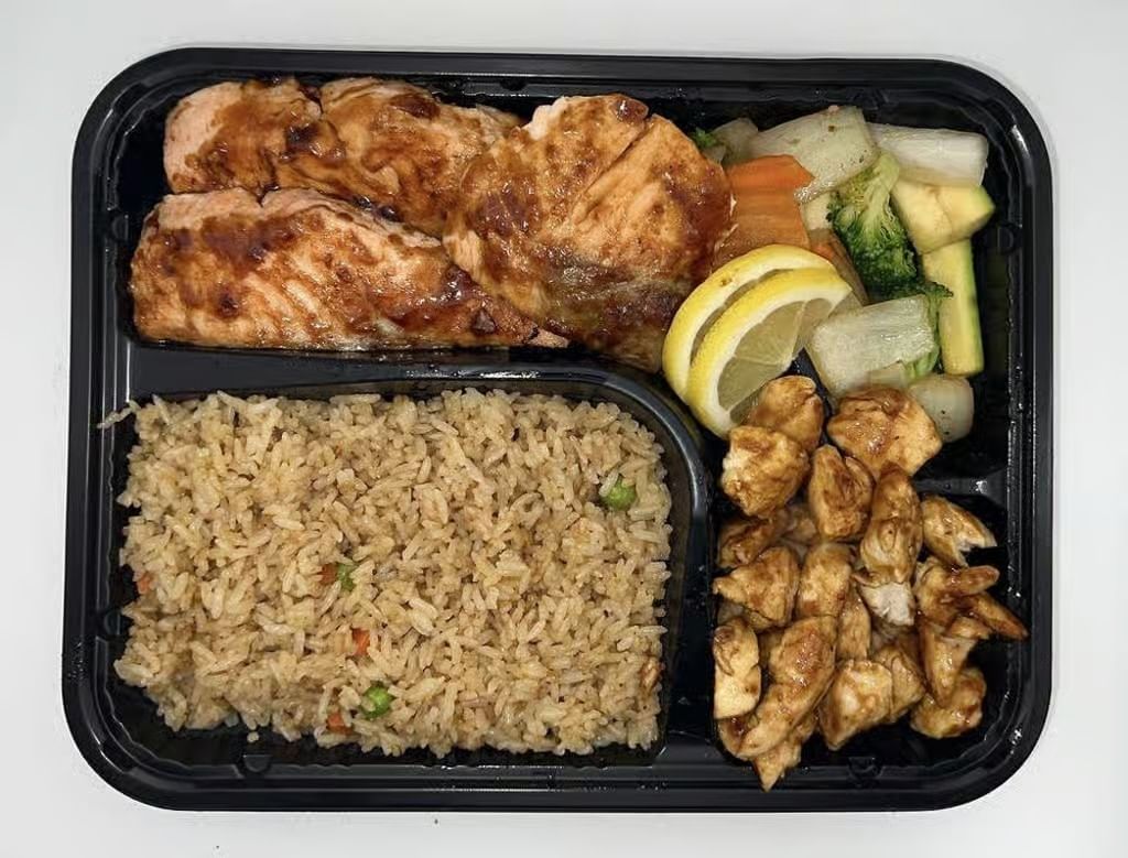 HL11. Salmon & Chicken Lunch Special.