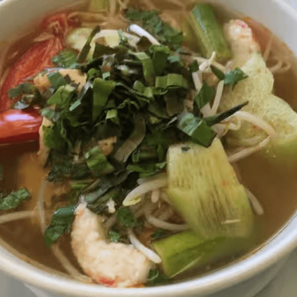 F16. Vietnamese Sweet & Sour Soup.