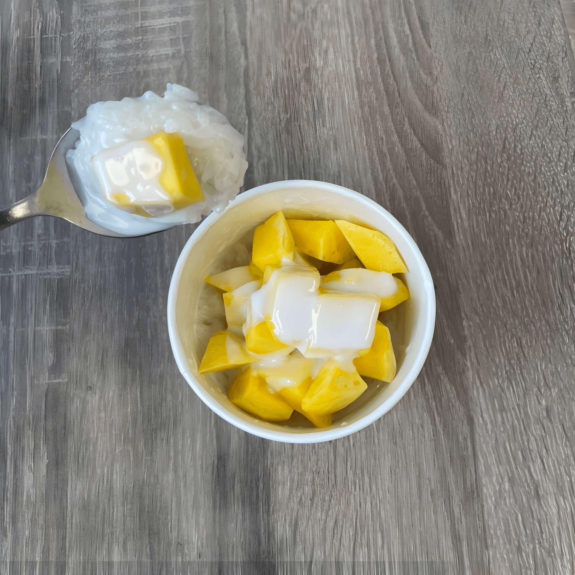 Hen gallery image #2