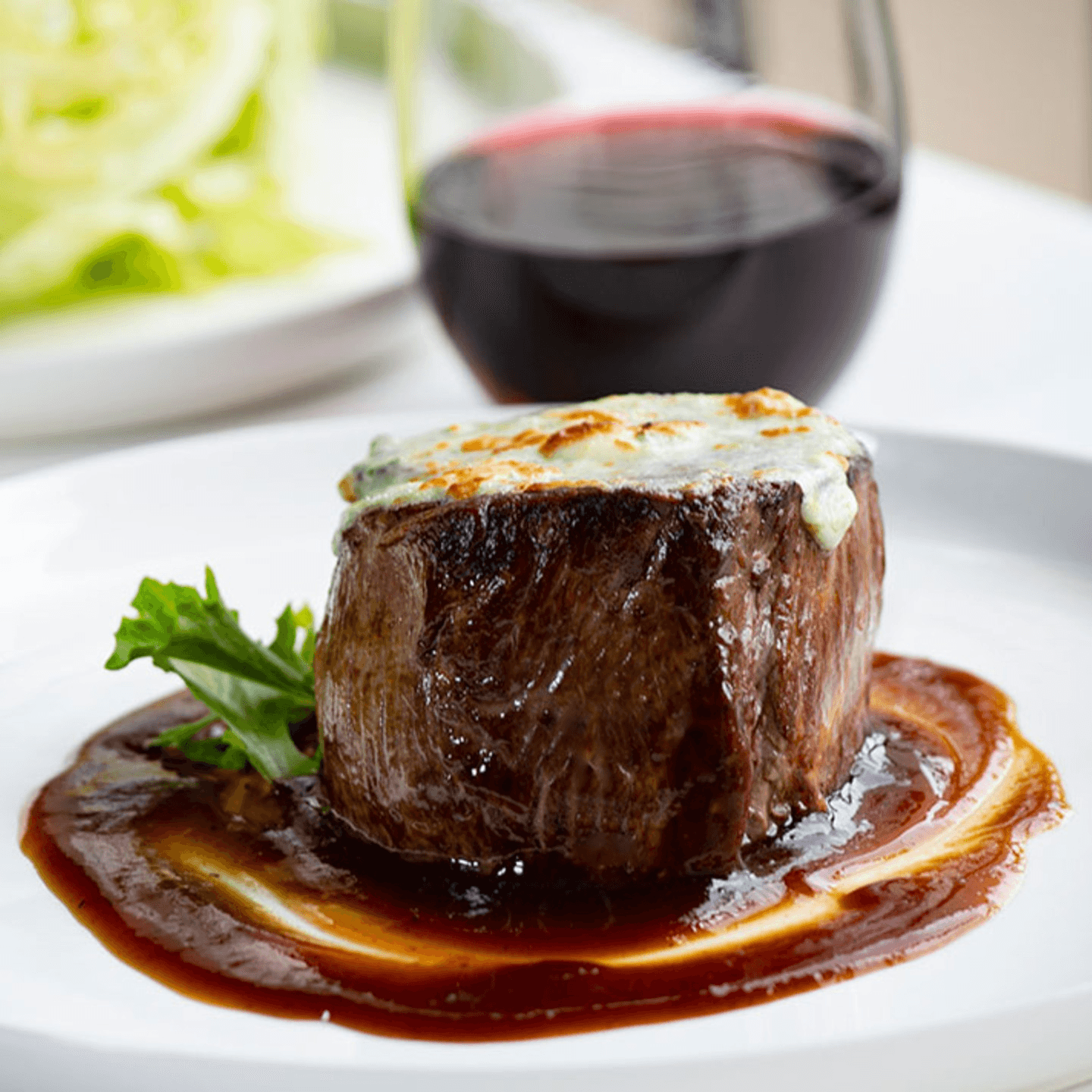 Steakhouse & Italian Classics🥩