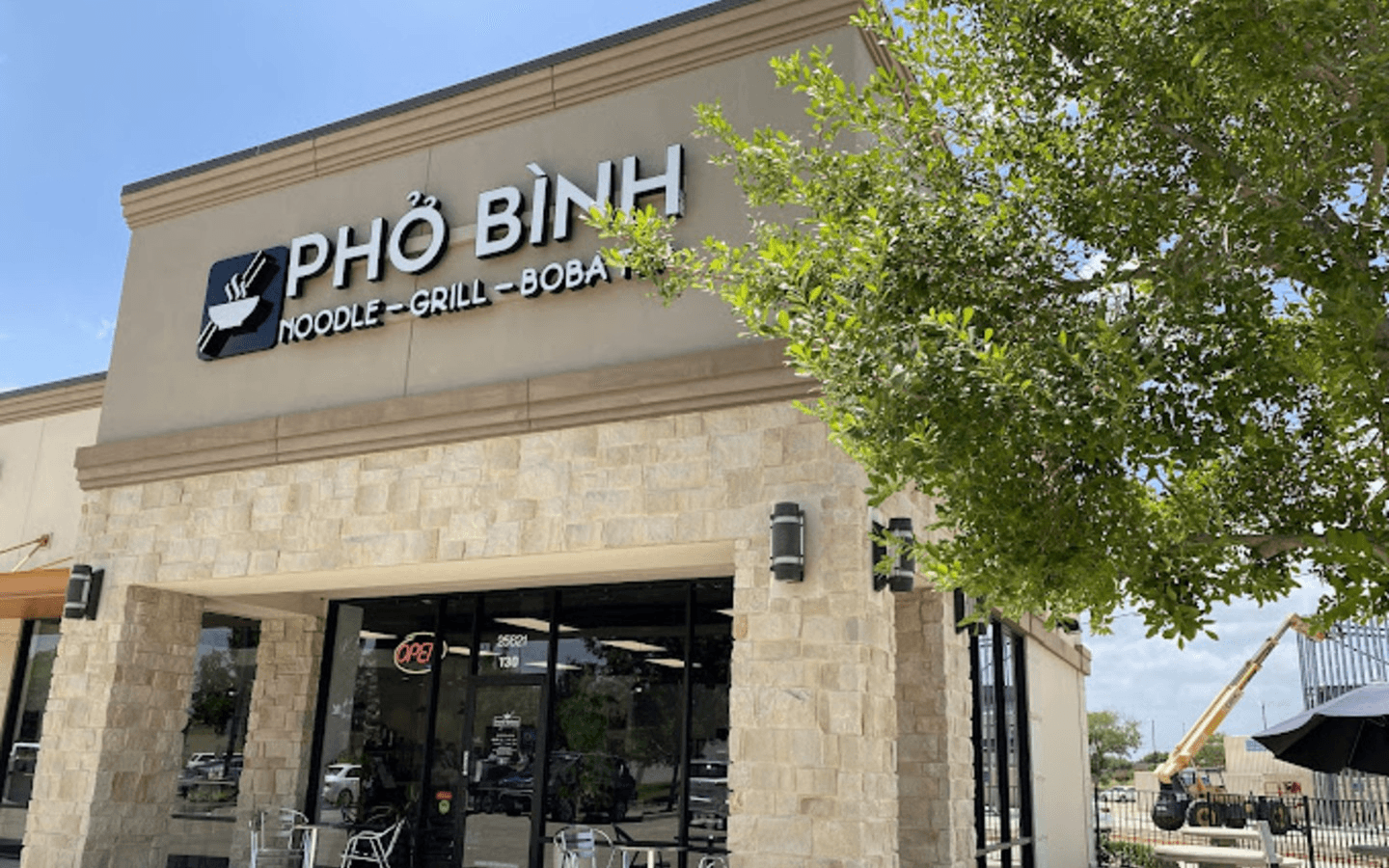 Family-Owned Vietnamese Flavors Since 1983