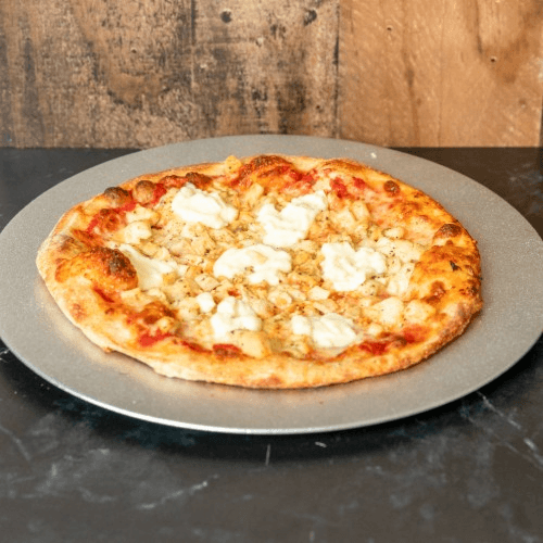 Chicken Catupiry Pizza.