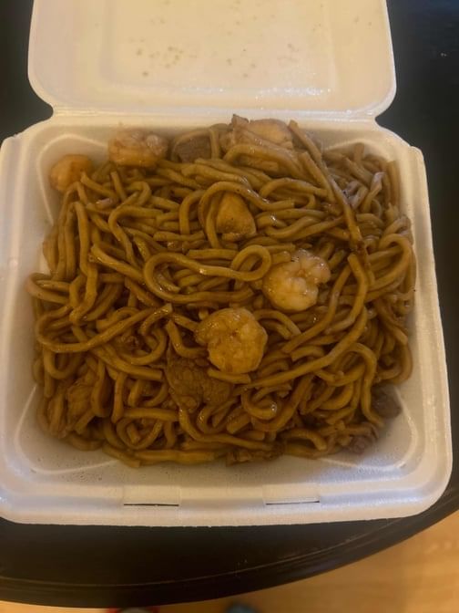 House Lo Mein.