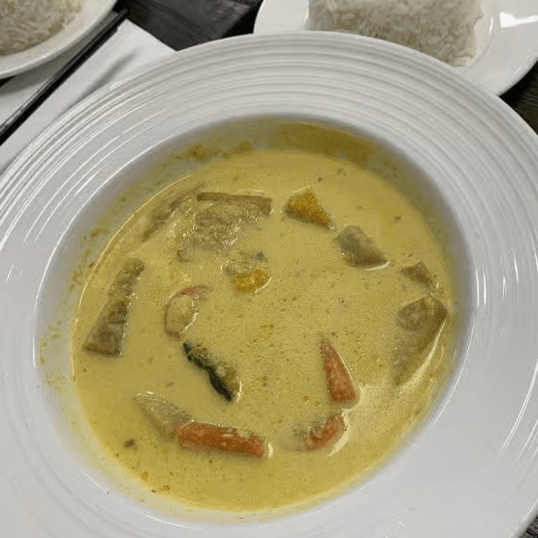 C2. Yellow Curry.