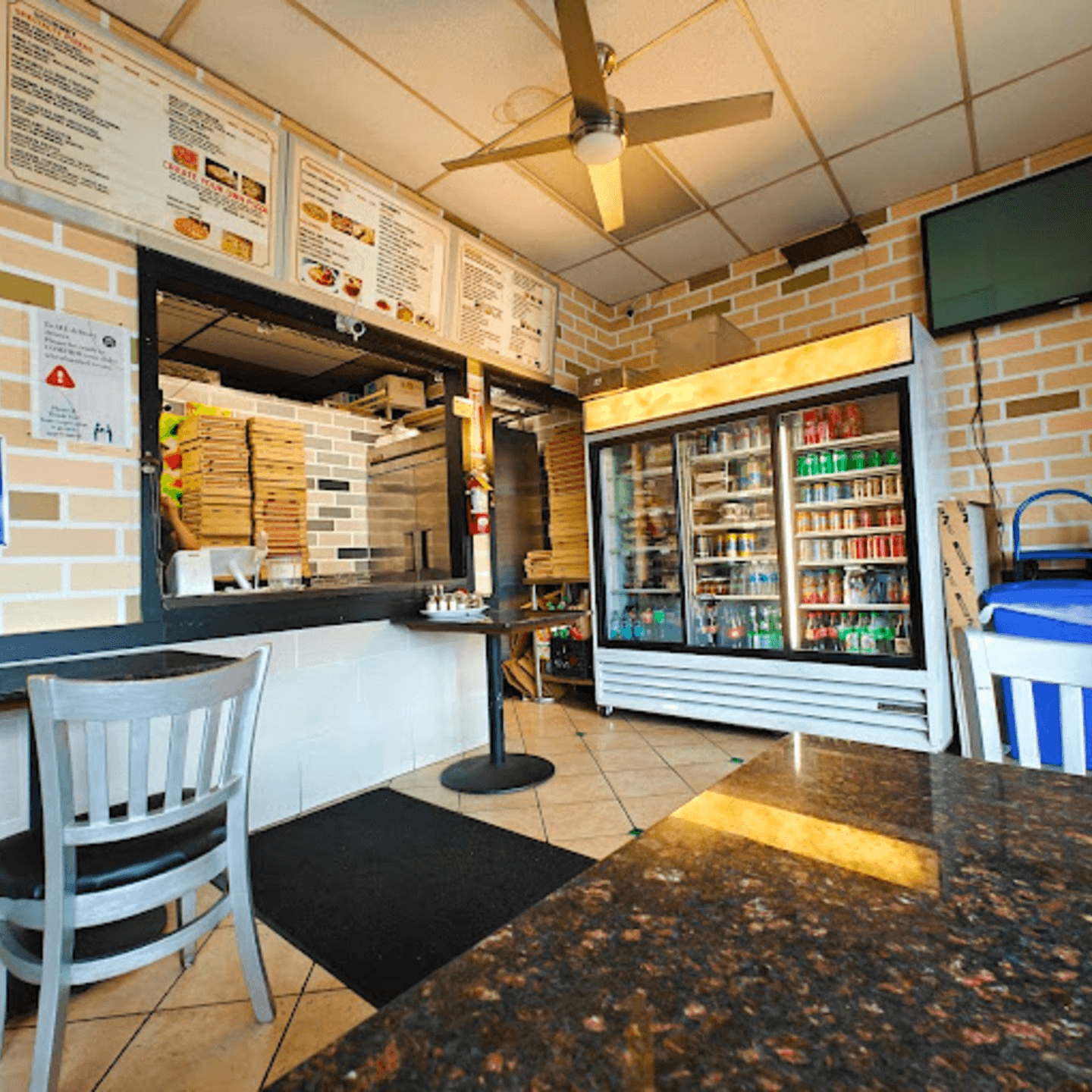 Why Visit Classic Pizza? 