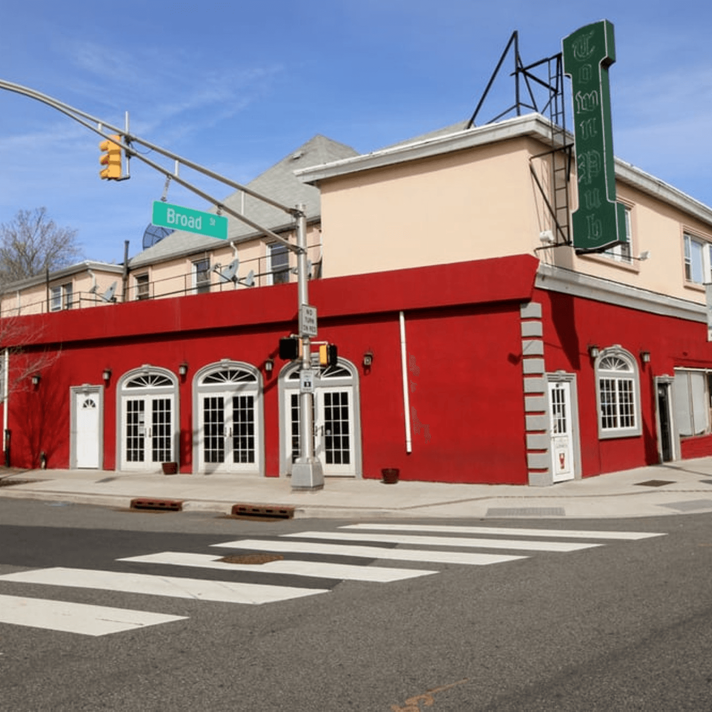        "Town Pub of Bloomfield"