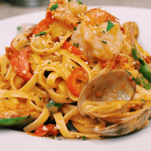 Lunch Delights: Cajun and Seafood Specialties