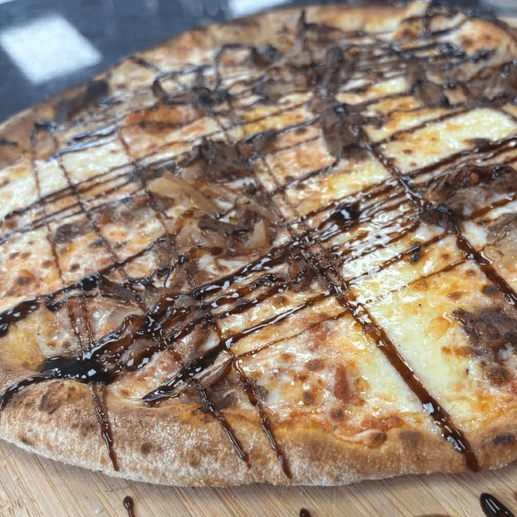 Short Rib & Caramelized Onion Pizza.