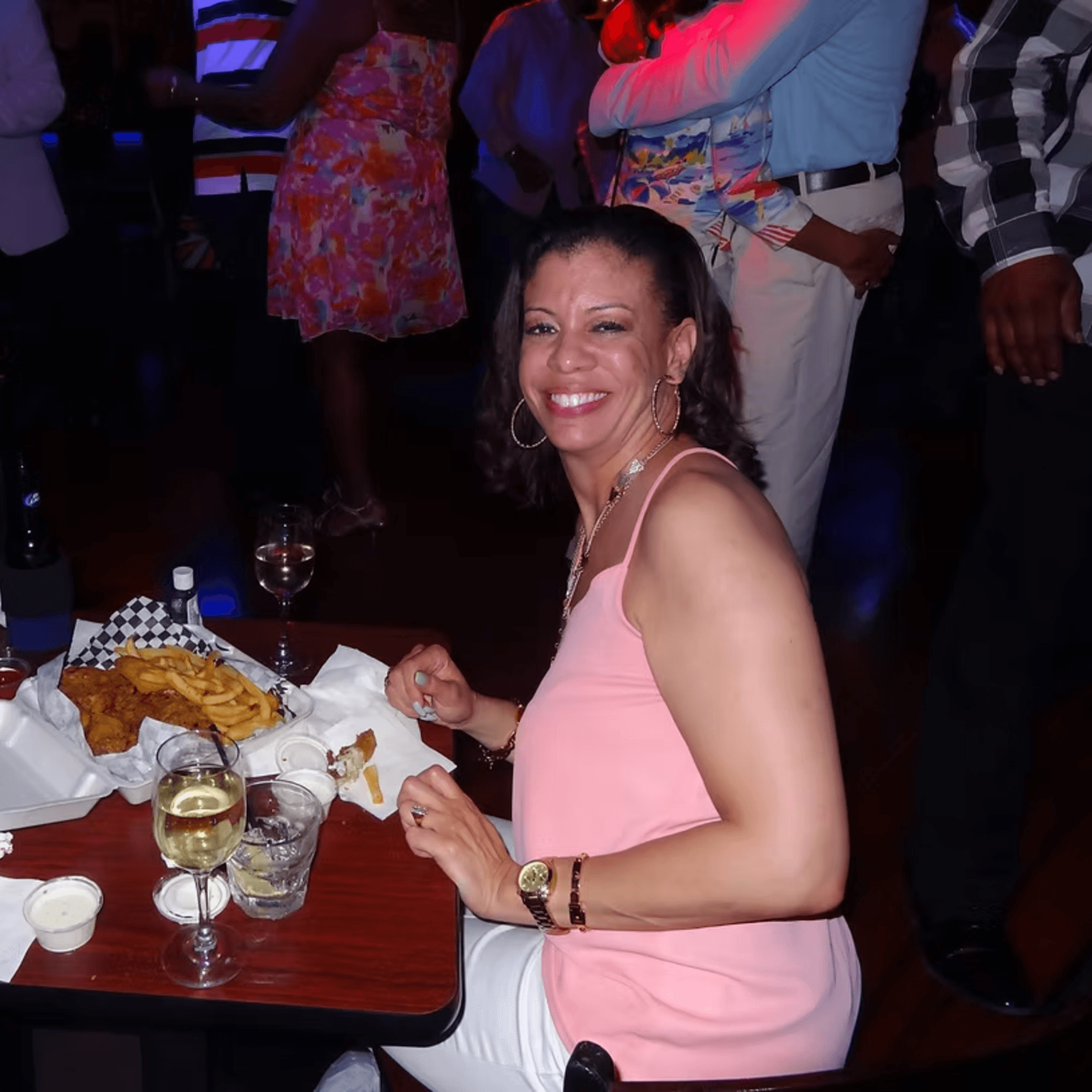 Chicago Bar & Grill gallery image #9