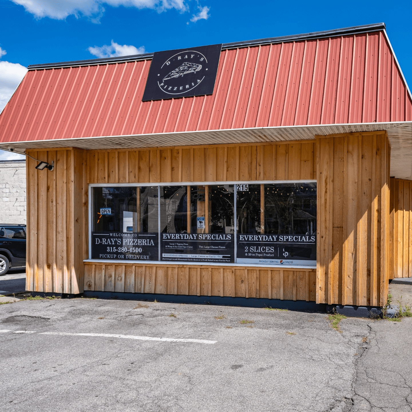 Welcome to D-Ray’s Pizzeria