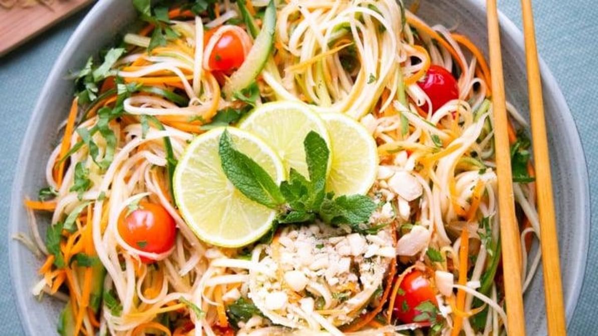 Veggie Papaya Salad - Goi Du Du Chay.