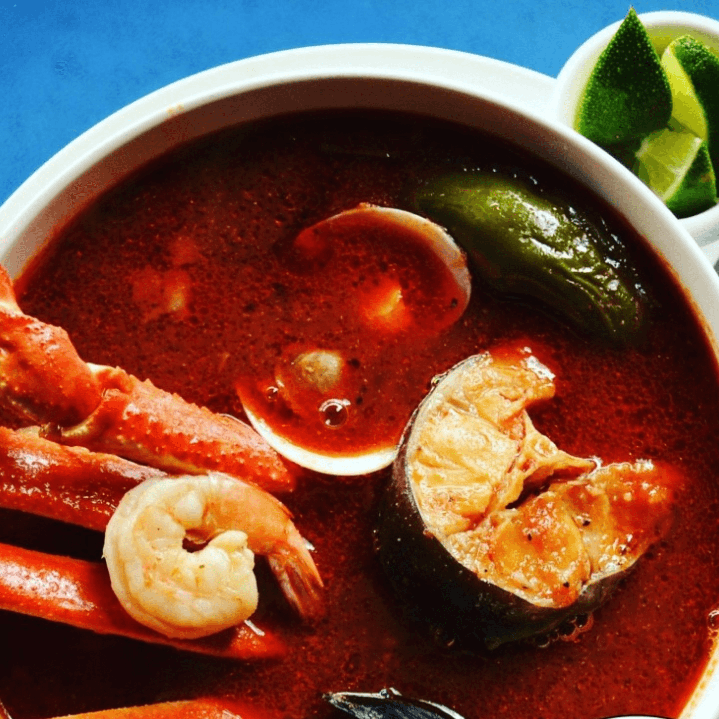 7 Mares: A Rich, Flavorful Seafood Feast