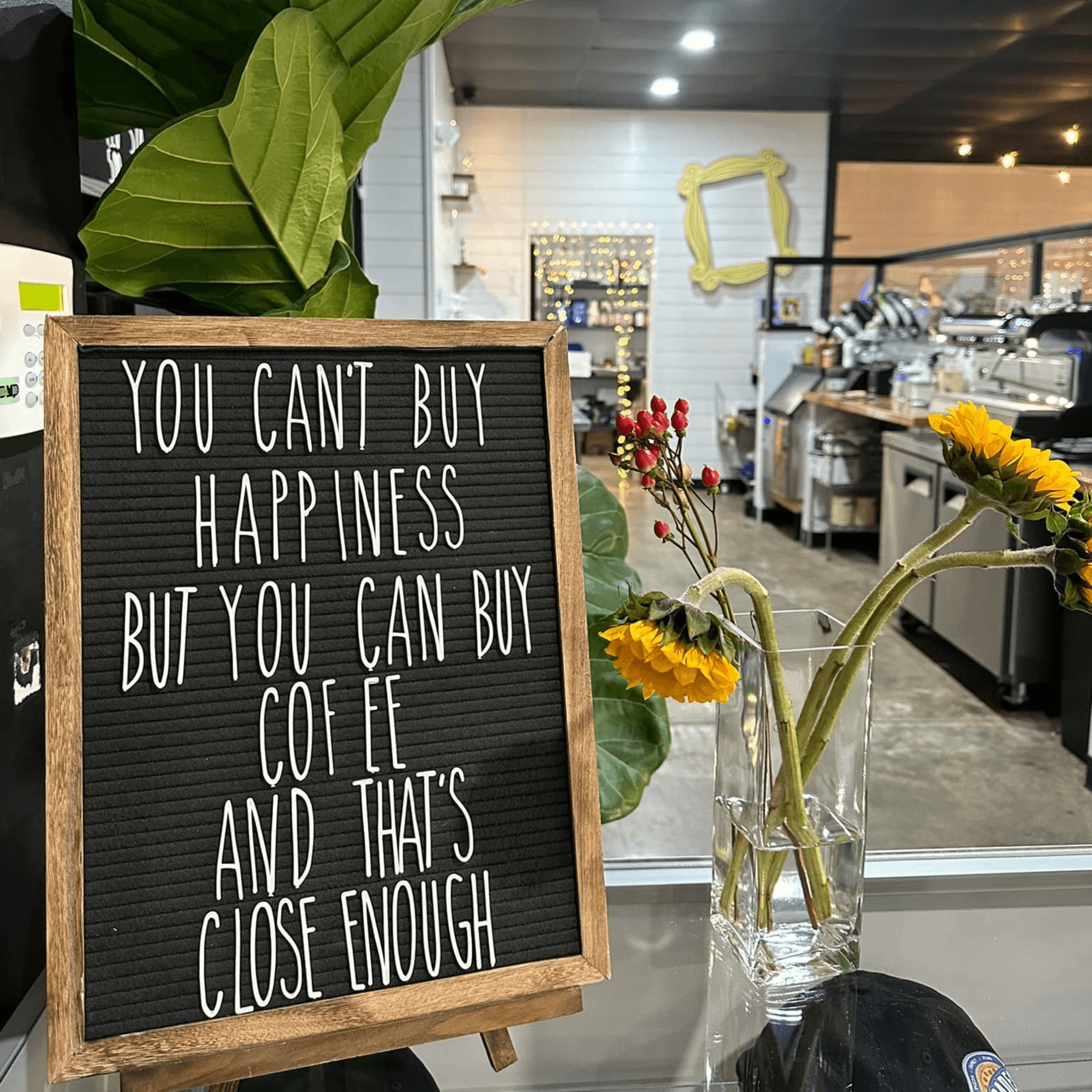 Decades Family Restaurant gallery image #5