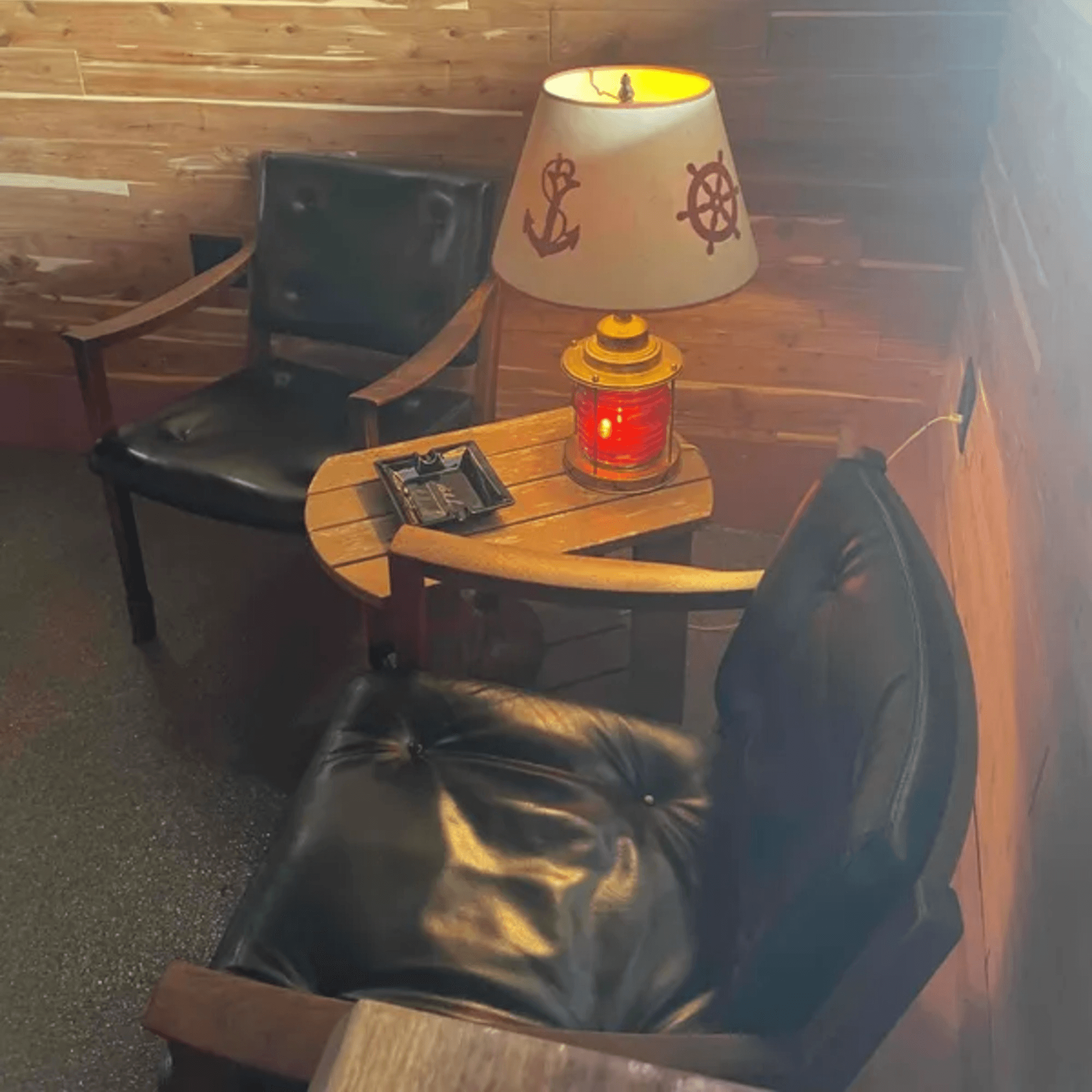 On the River Tavern & Mo’s Cigar Bar gallery image #4