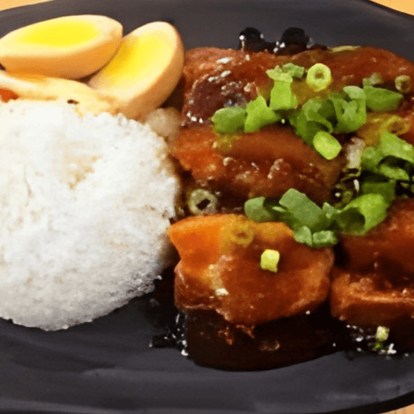 Braised Pork Belly Rice Combo 滷五花肉飯.