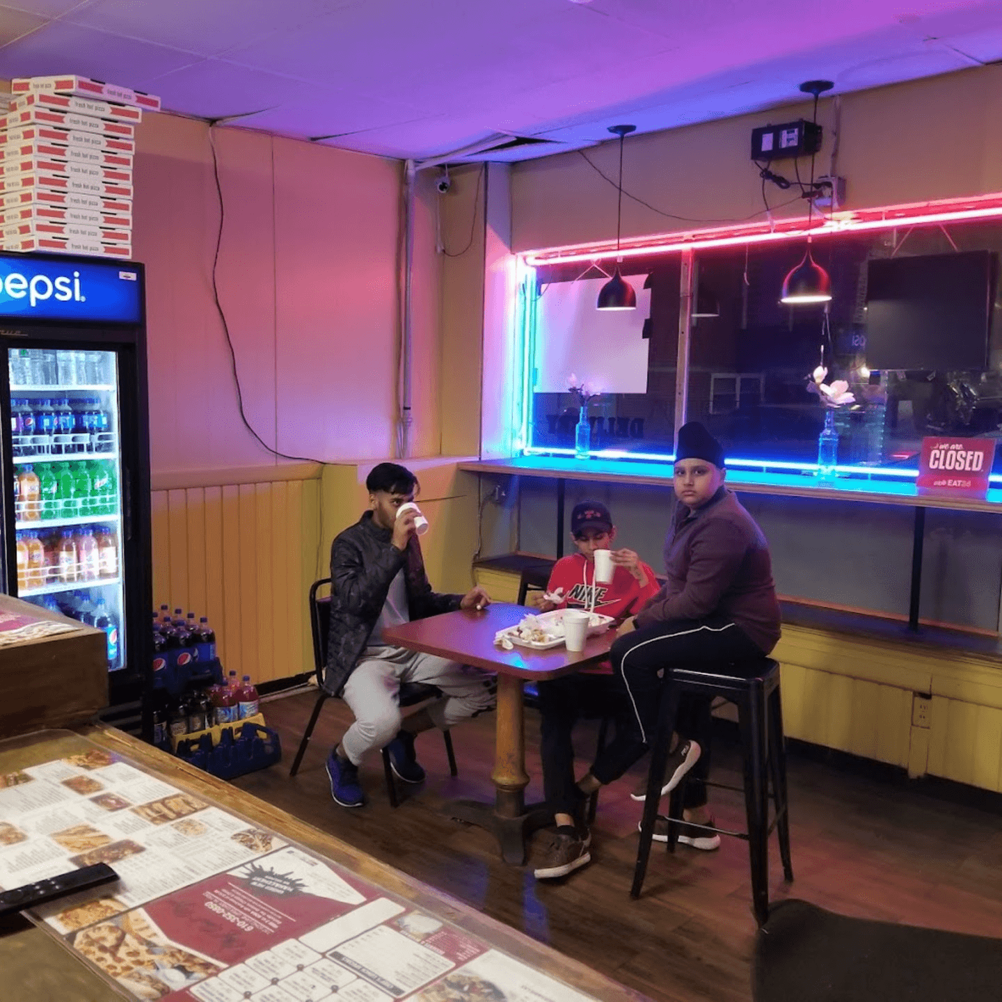 Welcome to Lagos Island Pizza & Grille!