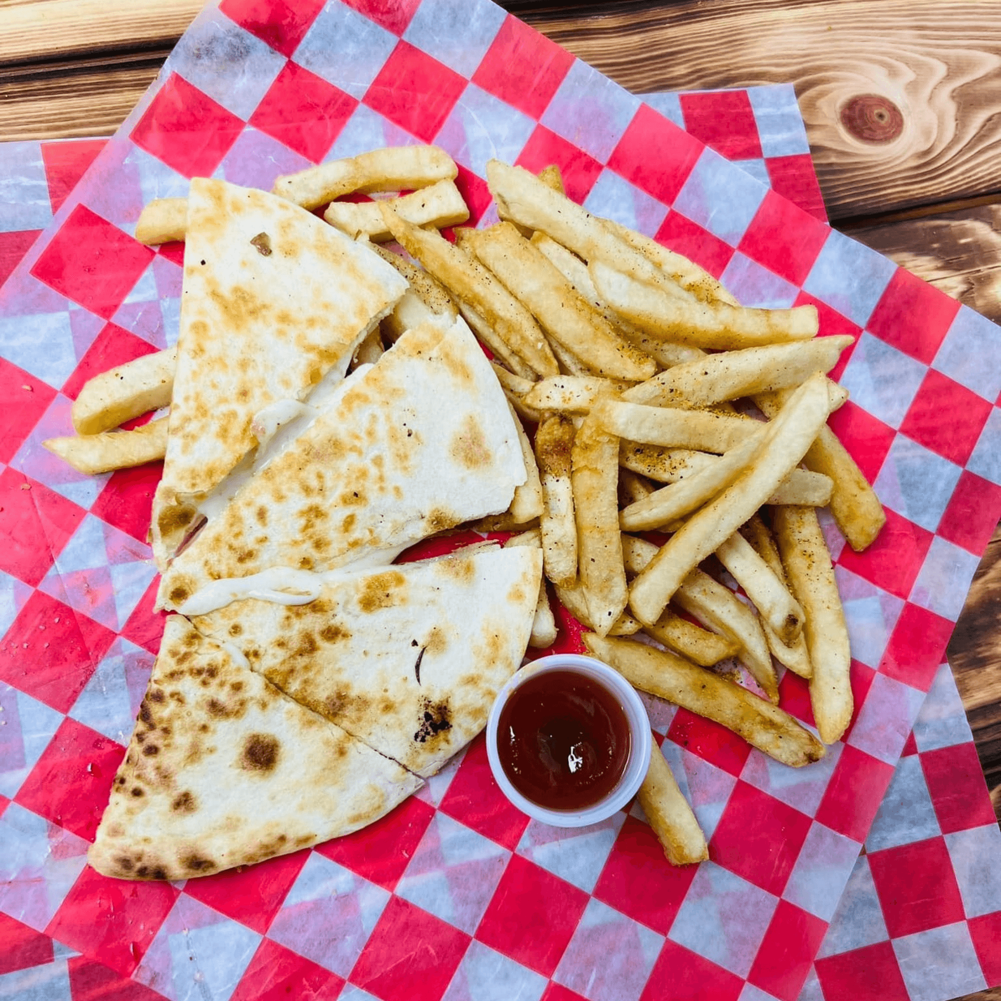 Carnales Taqueria Temperance  gallery image #6