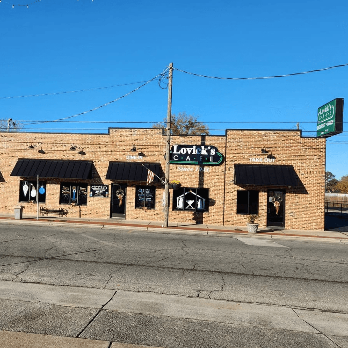 Welcome to Lovick's Cafe in Kinston, NC