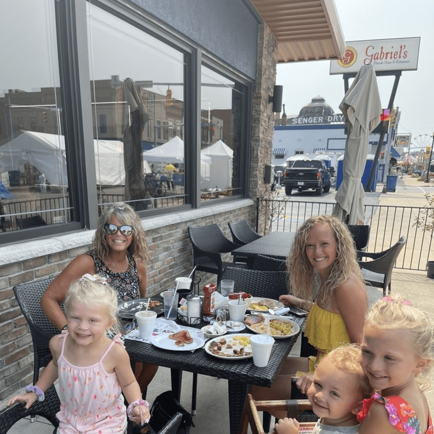 👨‍👩‍👧‍👦 Perfect for Families