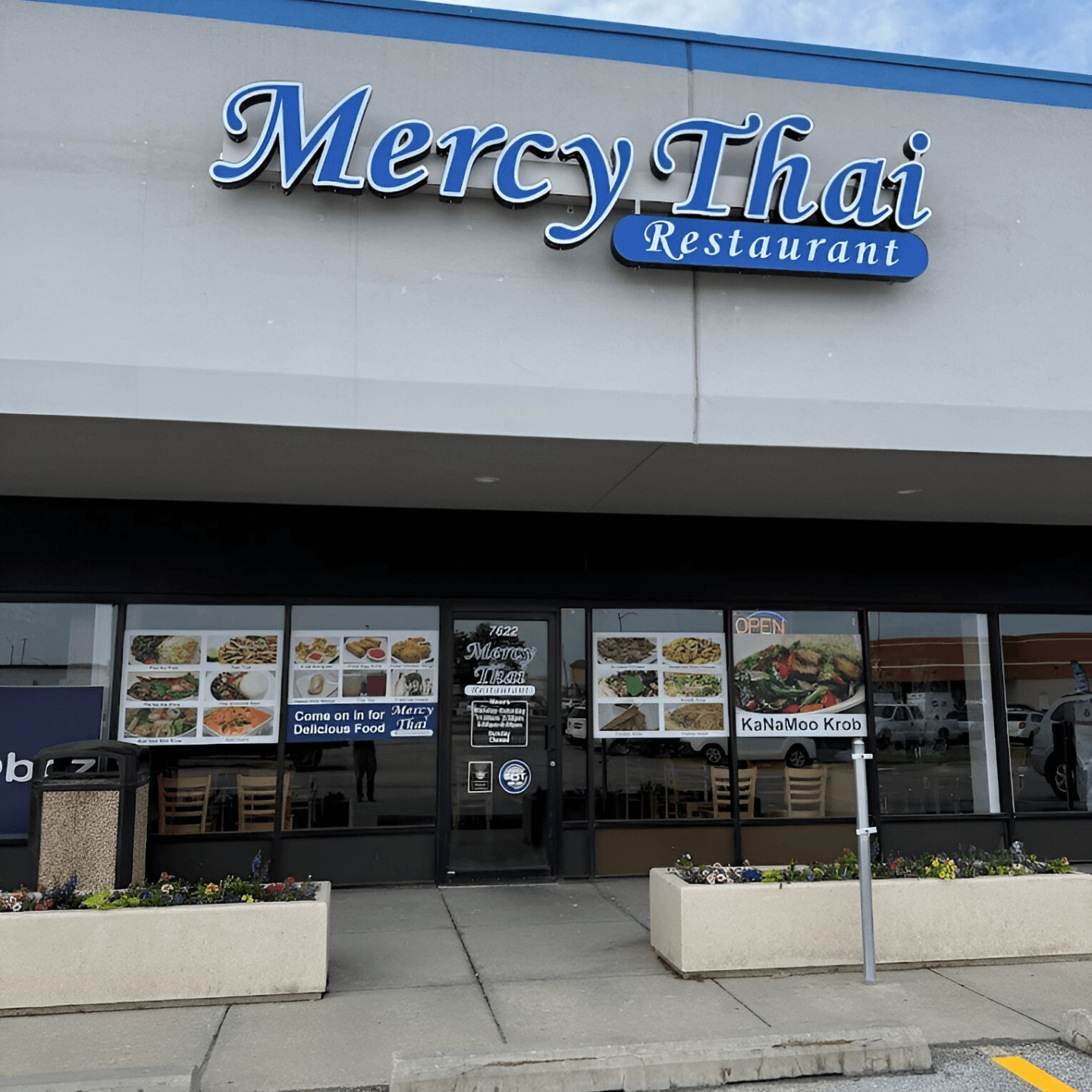Omaha Mercy Thai Restaurant - Dodge