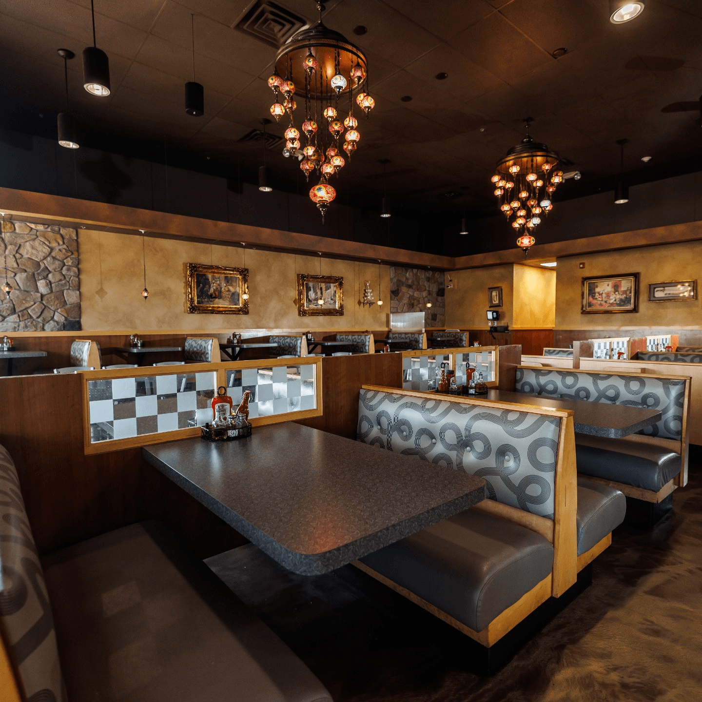 Fresh Only and Paired with Charming Atmosphere