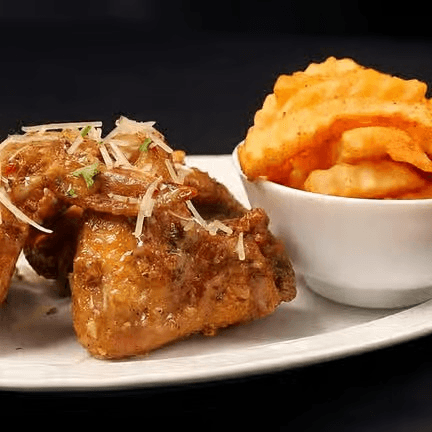 (4) Jumbo Wings & 2 Sides.