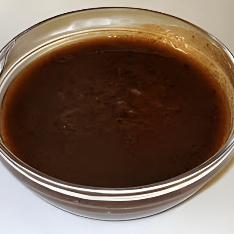 Tamarind chutney.
