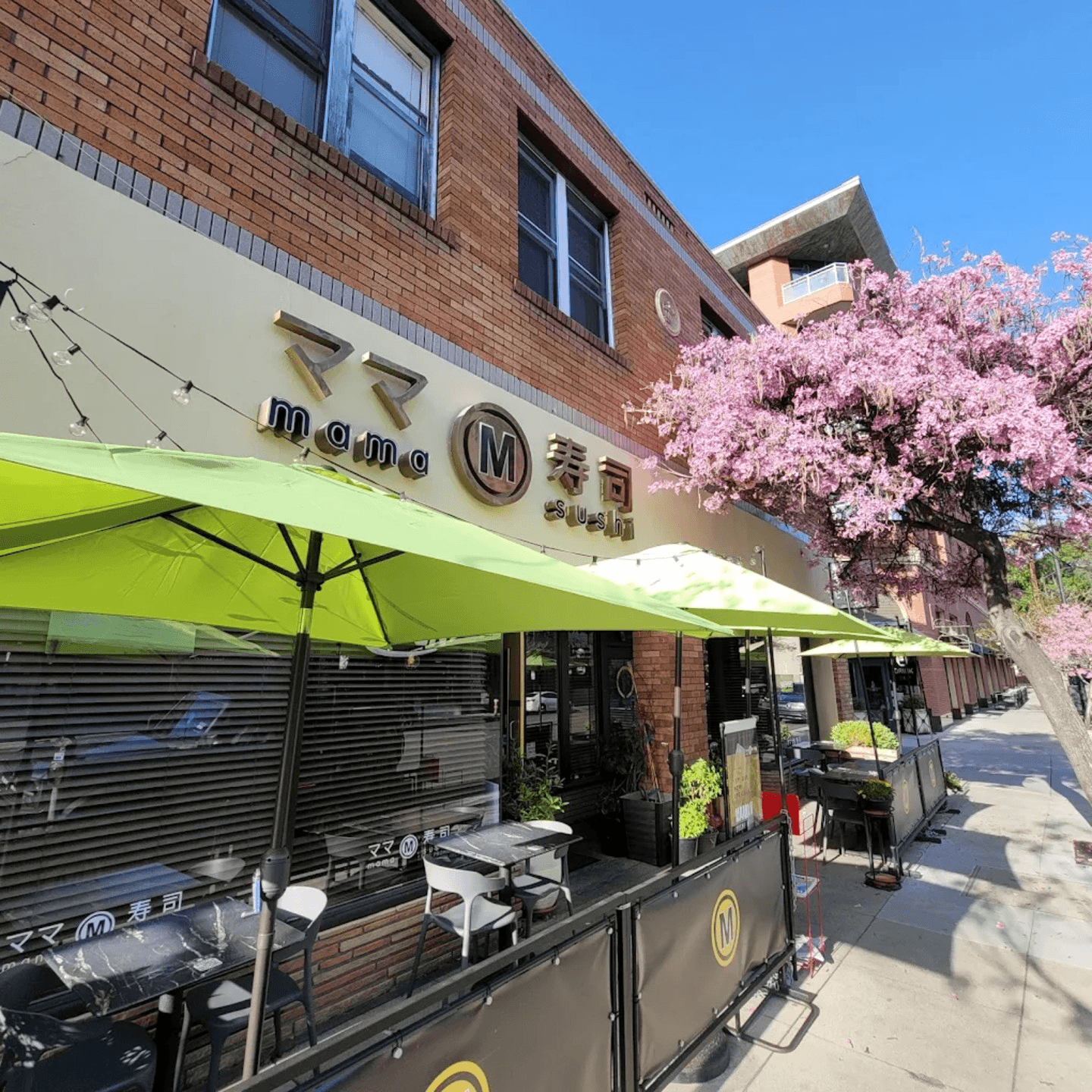 Welcome to MAMA M SUSHI