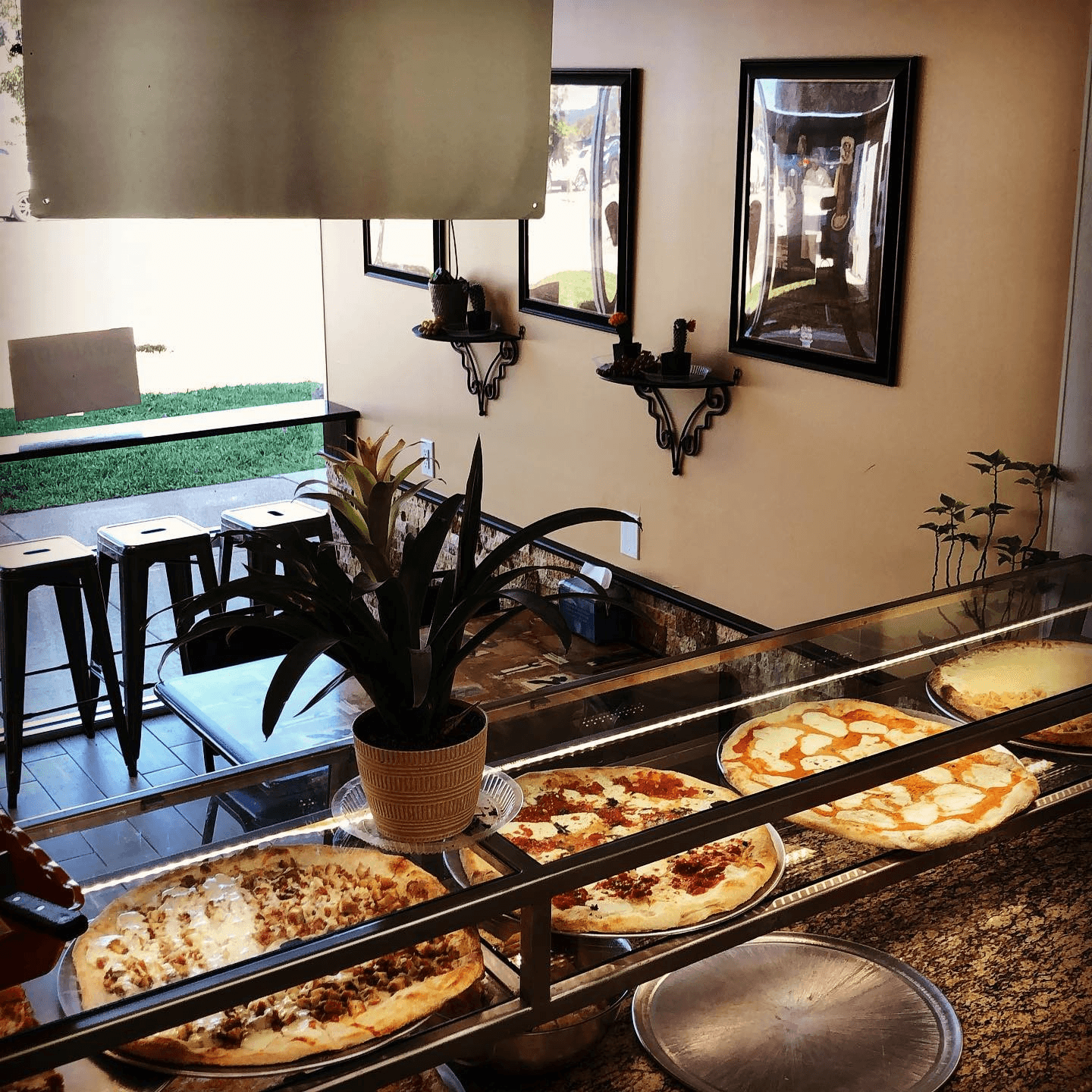 Welcome to Joe and Anthony’s Pizzeria