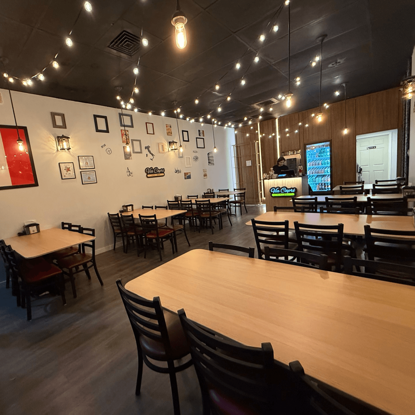 WELCOME TO VIA CAPRI