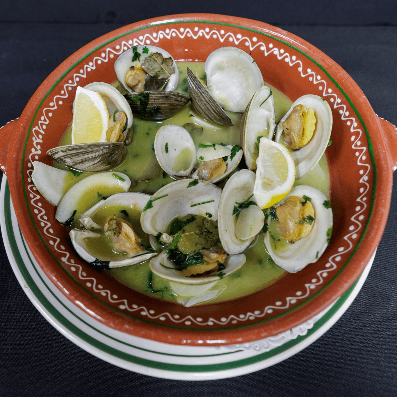 Clams in Garlic Sauce.